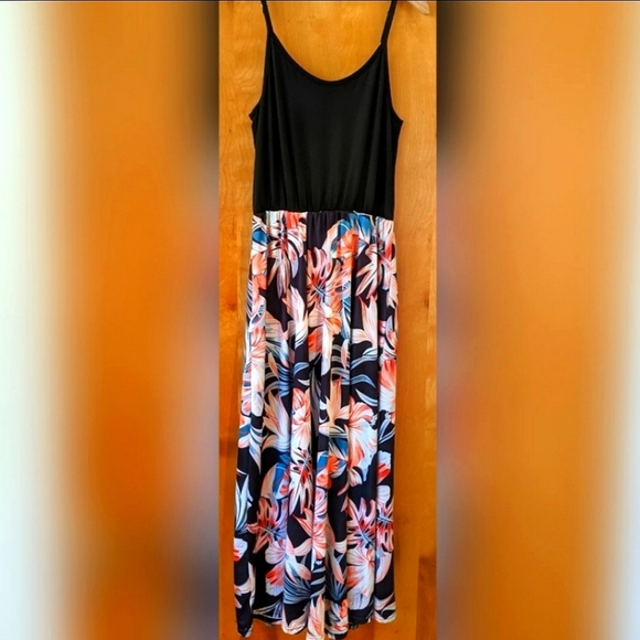 Mommy and Me Dresses & Skirts - Mommy & Me Matching Dresses ~ Sizes: (L/XL) and (2T/3T)